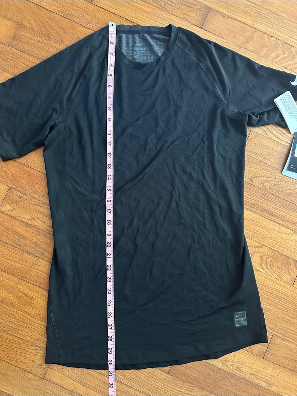Nike Pro Hypercool Men's Training Shirt Black M NWT - Picture 9 of 10